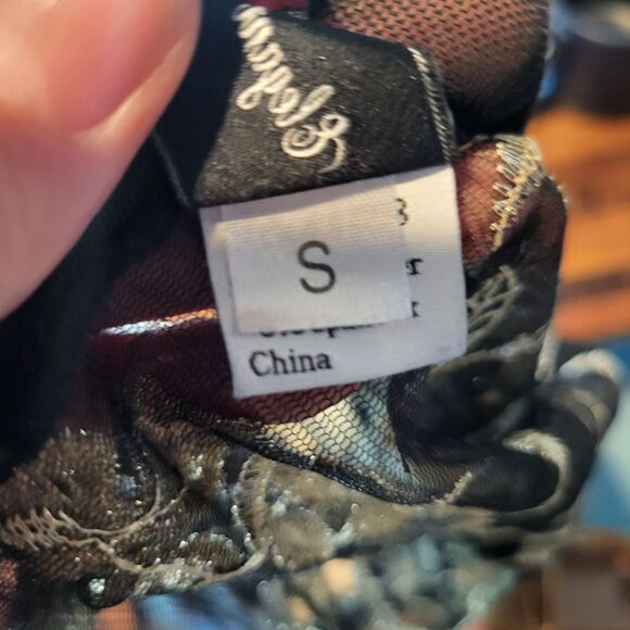 Elegant Moments Gold and Black Mesh with Floral Applique Babydoll Lingerie Sz S - Picture 5 of 5